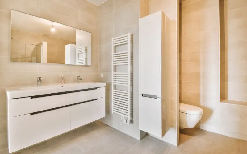 Wall Hung vs Floor Standing Bathroom Furniture | HM Interiors